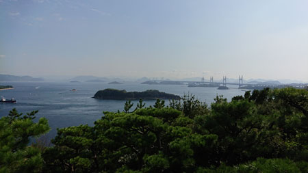 第二展望台から見た瀬戸大橋の全景